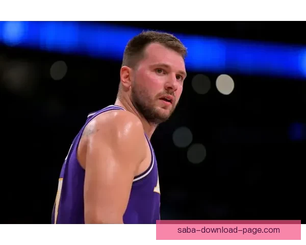 东契奇腿筋二级拉伤无限期休战 湖人前景堪忧恐无缘所有评奖